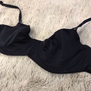 Vs bra ‼️PRICE DROP‼️